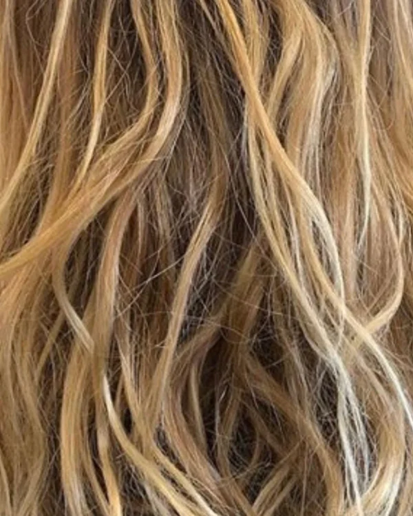 Routine capillaire pour cheveux de type 1C
