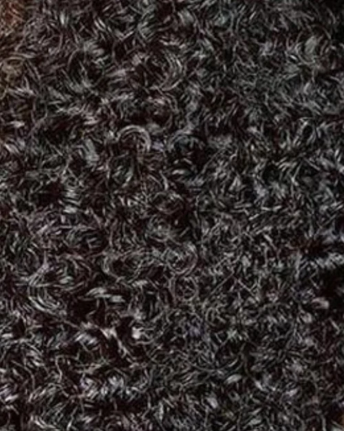 Routine capillaire pour cheveux de type 4B
